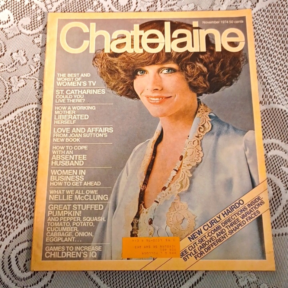 VINTAGE Nov 1974 Chatelaine magazine